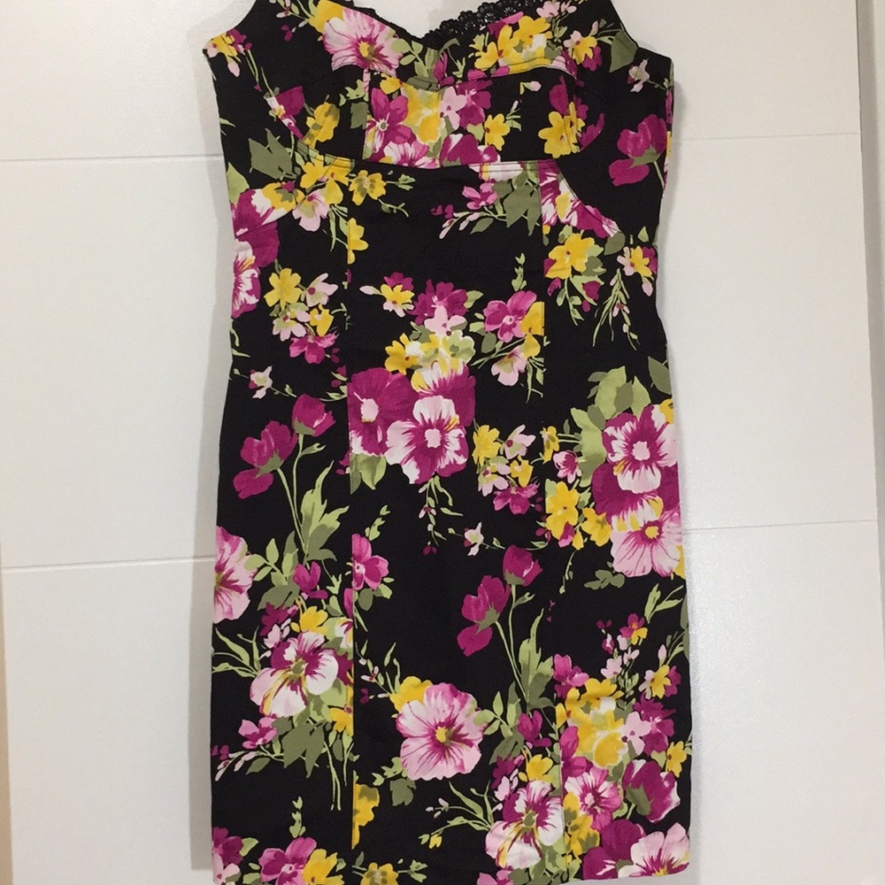 ✨Mini Flower Dress✨Size M✨